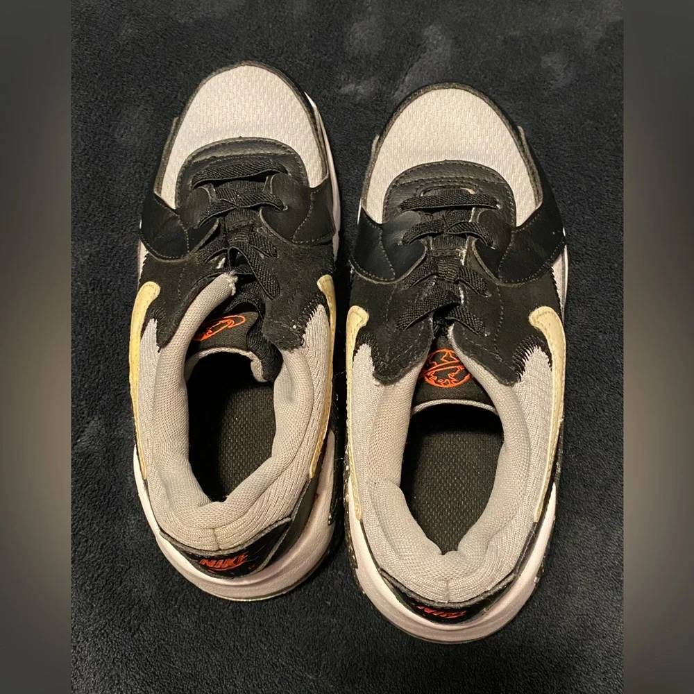 Nike low top